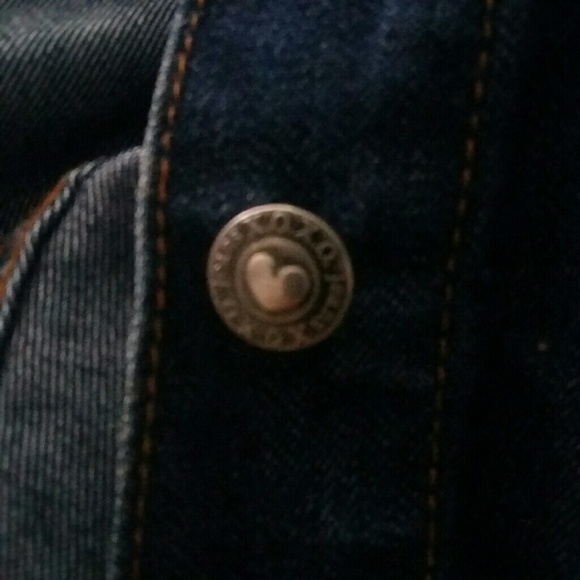 XOXO Jeans denim jean jacket w/ cute heart buttons - Picture 8 of 8